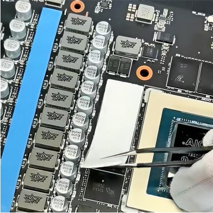 电子计算机应用-CPU导热硅胶片的安装方法